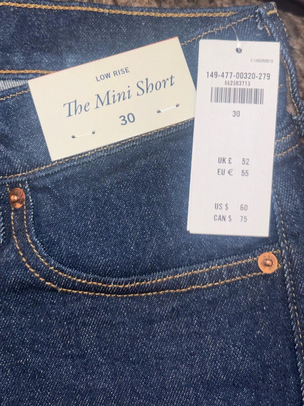 NWT Abercrombie & Fitch Jean low rise mini short 30